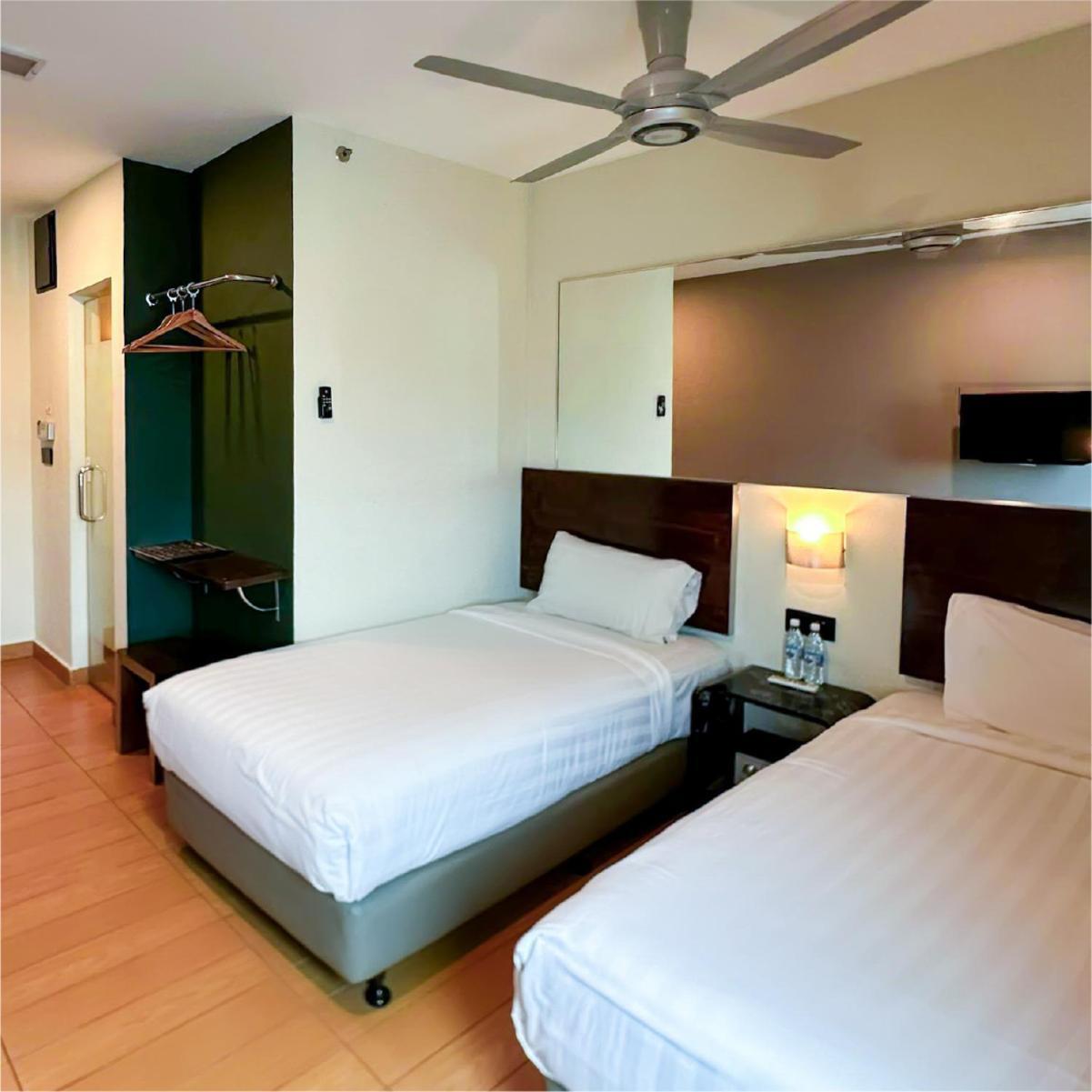 Tune Hotel - Kota Bharu City Centre מראה חיצוני תמונה